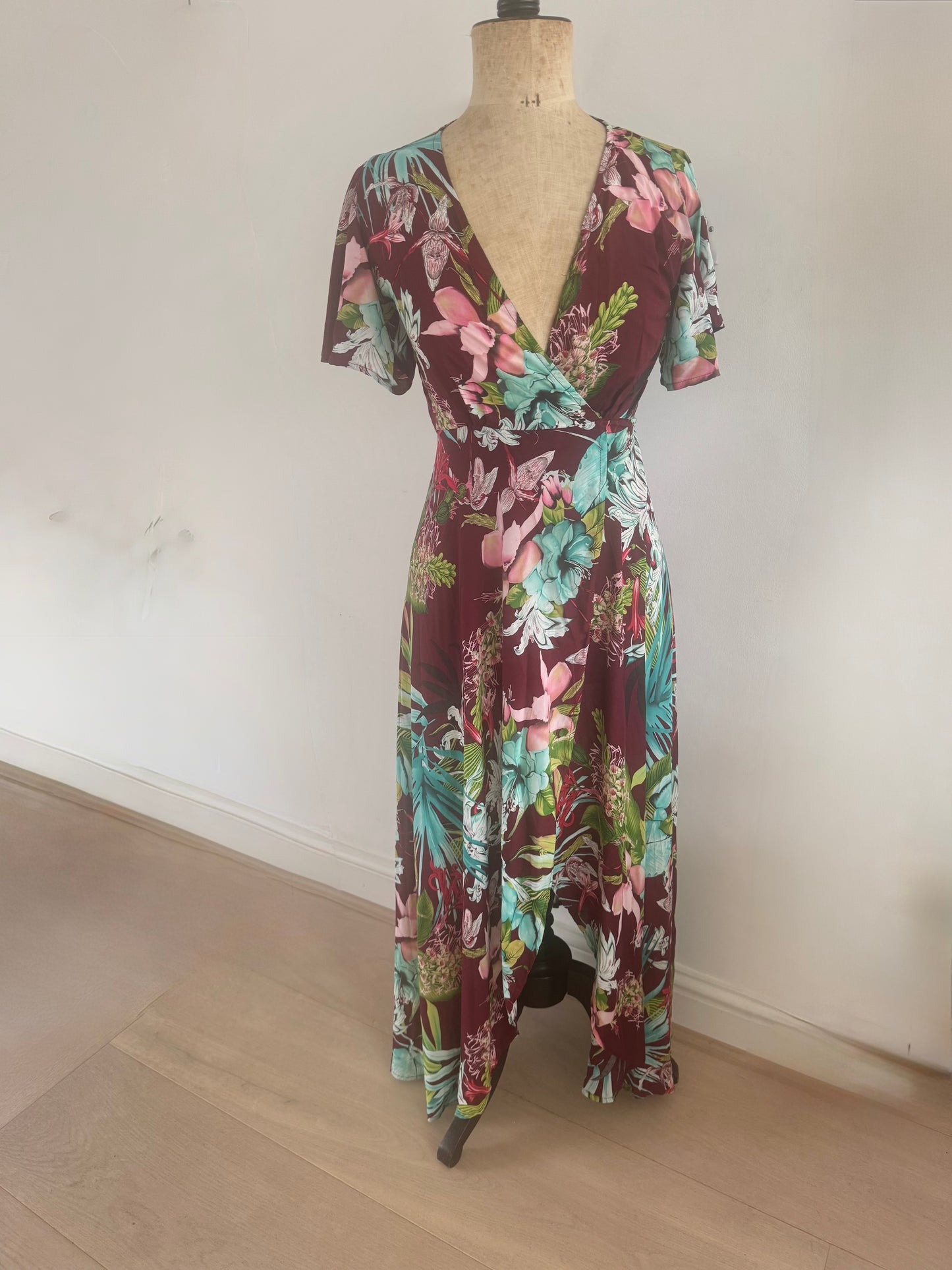 DARK TROPICS WRAP DRESS