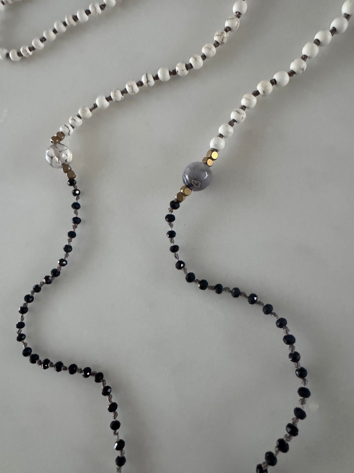 MONOCHROME MAGIC HORN TUSK