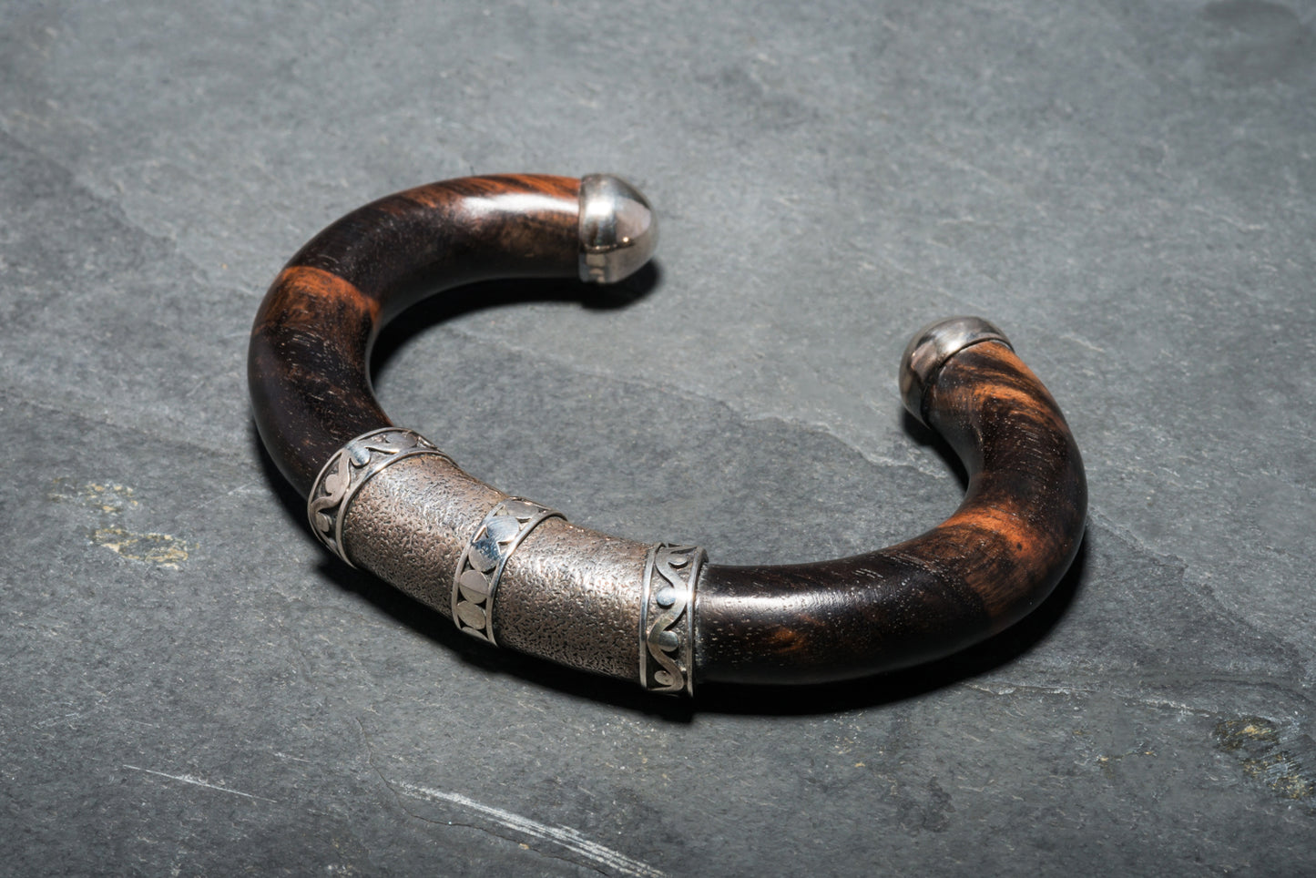 ONE-OFF HORN + 925 SILVER ARTISAN CUFF