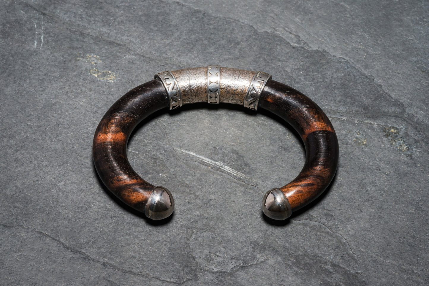 ONE-OFF HORN + 925 SILVER ARTISAN CUFF