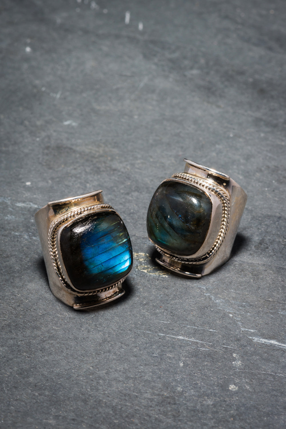 OCEAN LABRADORITE RING