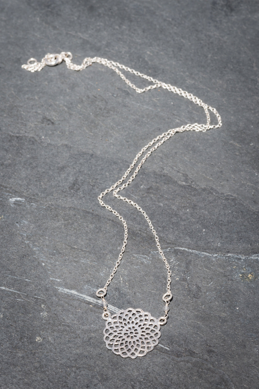 INFINITY MANDALA LABRADORITE PENDANT SILVER