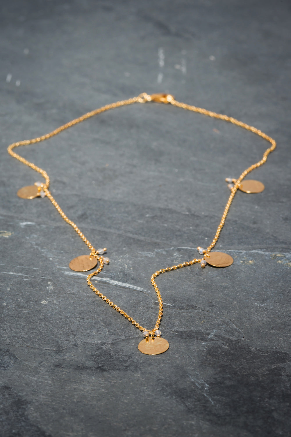 LABRADORITE FIVE DISC NECKLACE GOLD