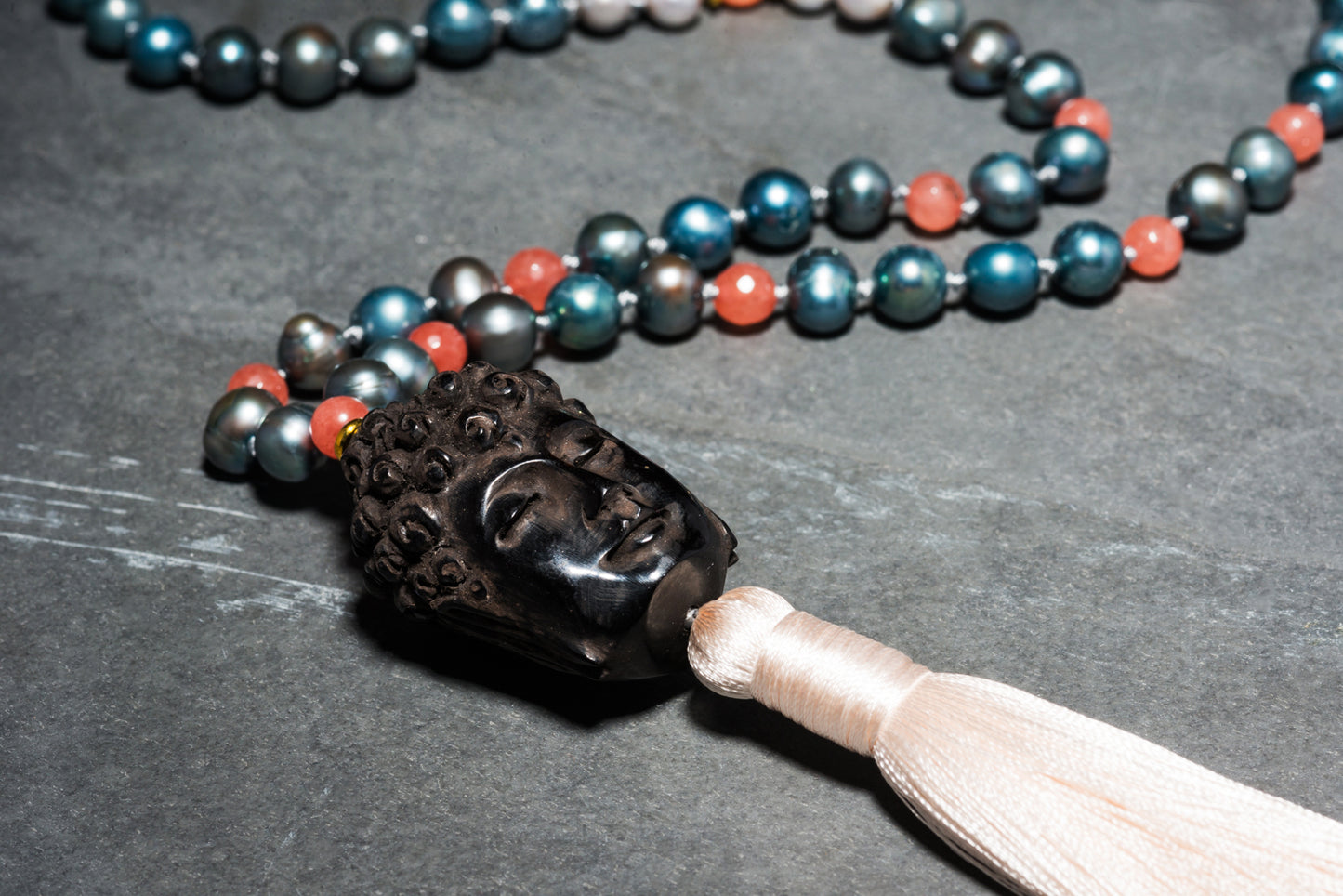 ORIENT PEARL BUDDHA NECKLACE