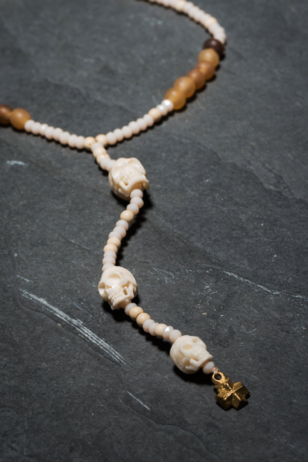 SAND TONE ROCK SKULL