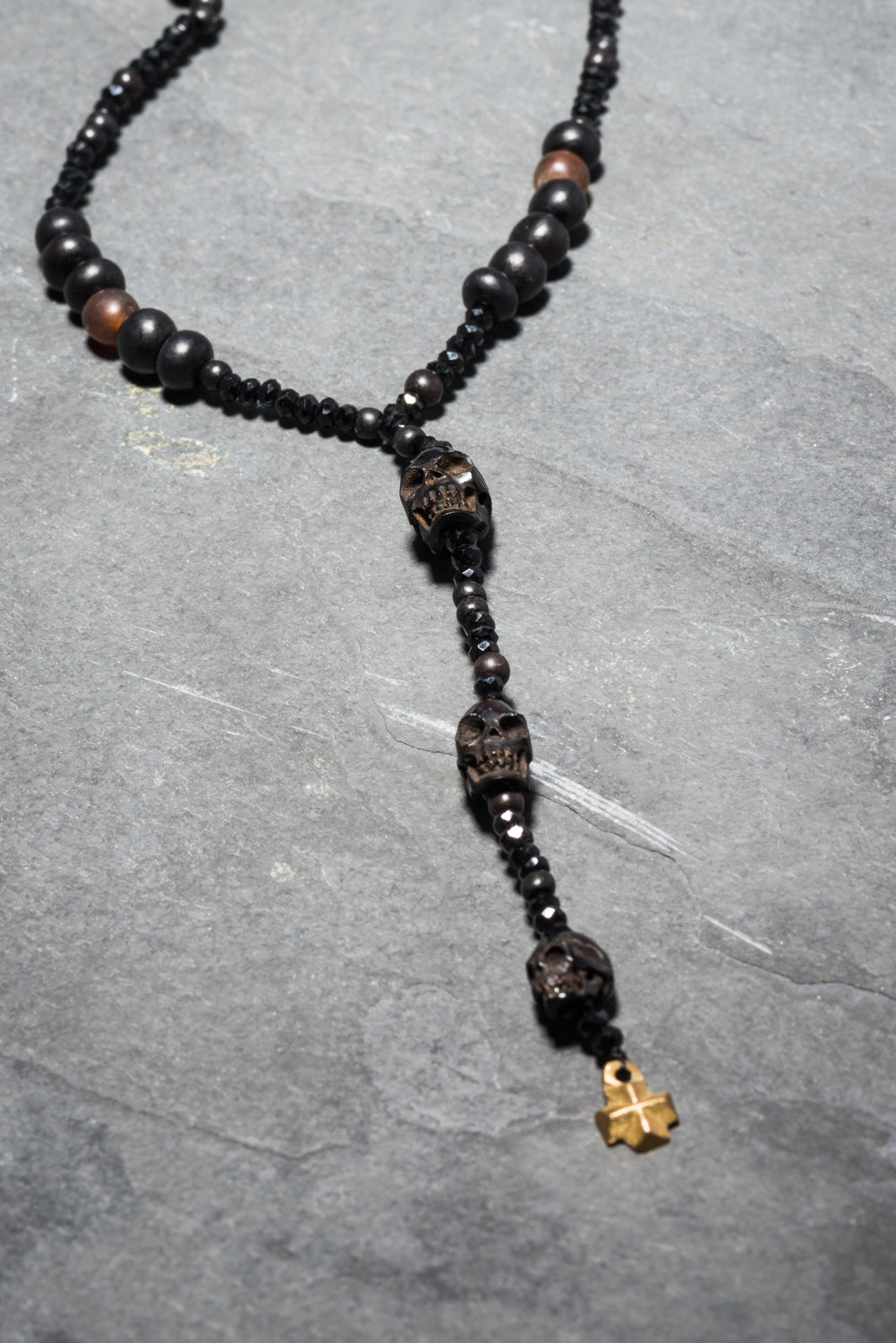 EBONY TONE ROCK SKULL