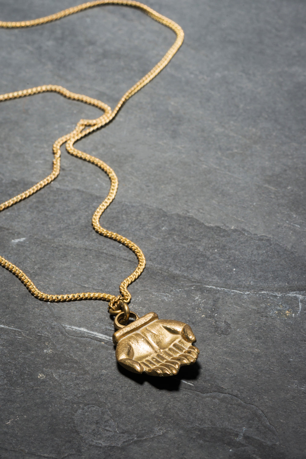 PRAYER HANDS PENDANT