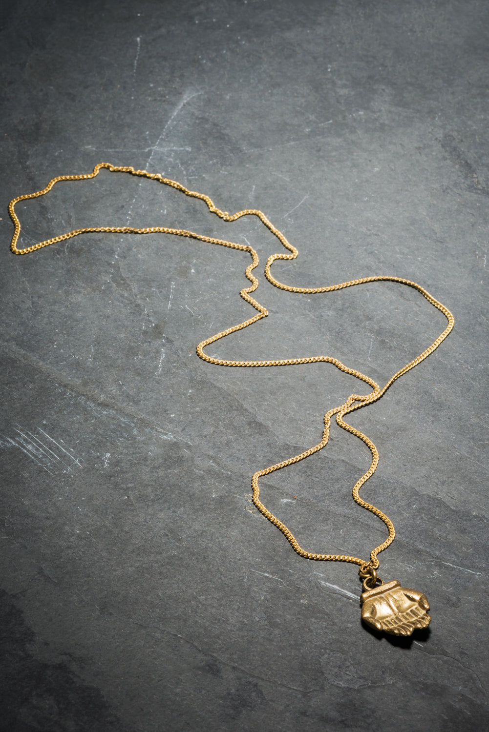 PRAYER HANDS PENDANT