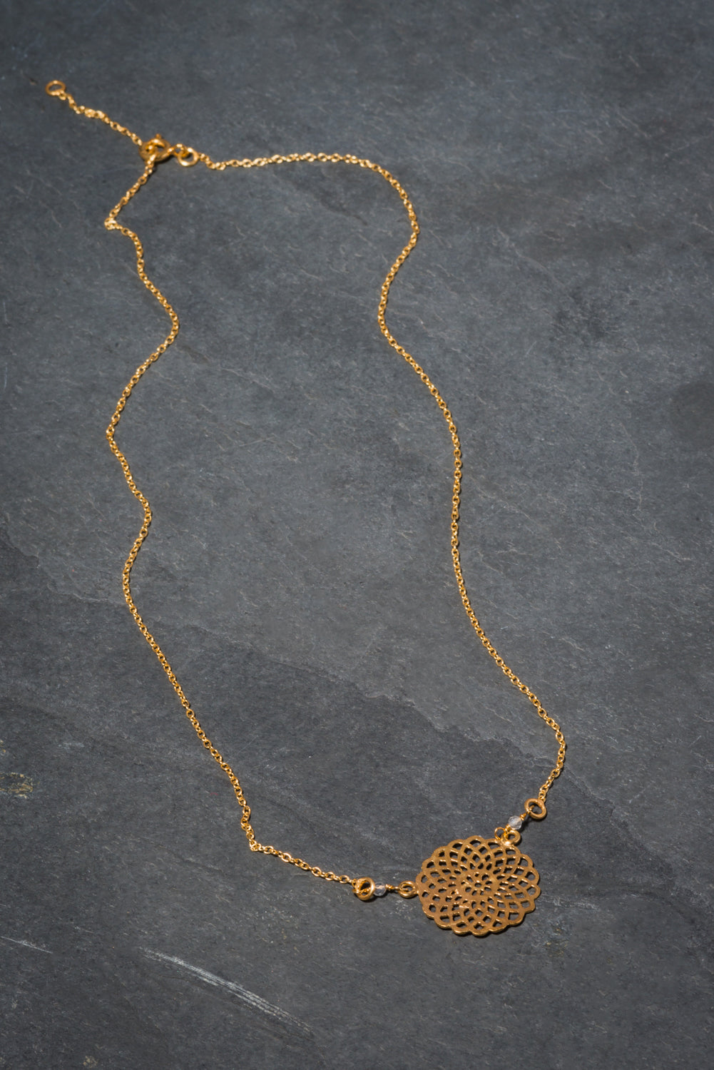 INFINITY MANDALA LABRADORITE PENDANT GOLD