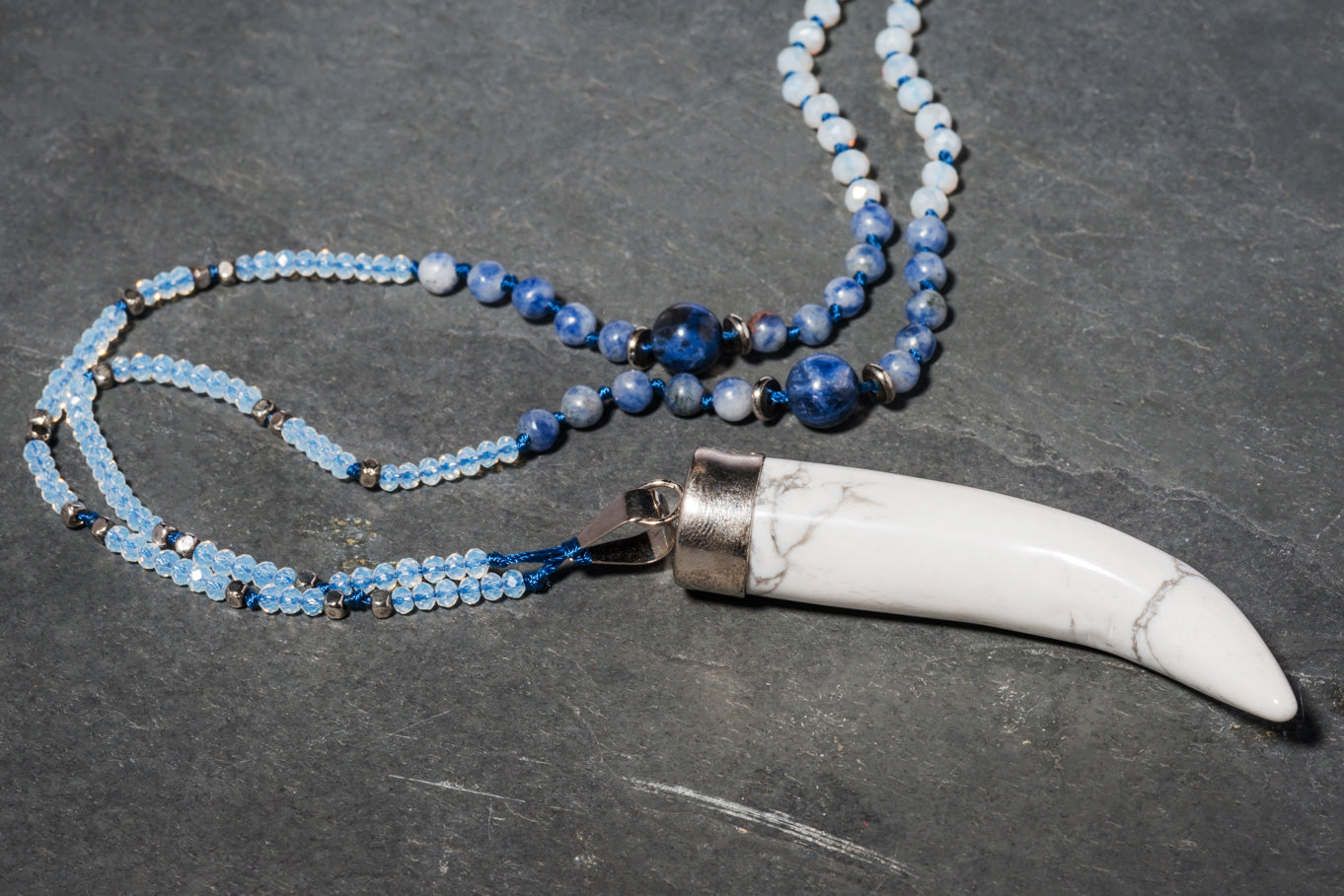 HOWLITE LAPIS TUSK PENDANT