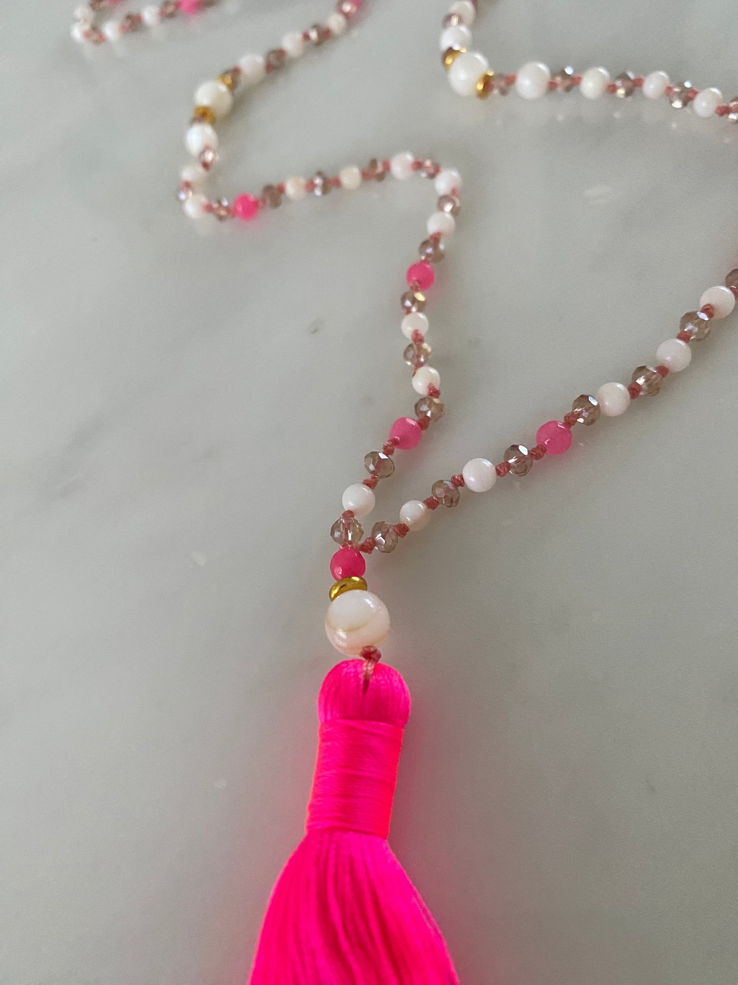 HOT PINK SHELL BEACH