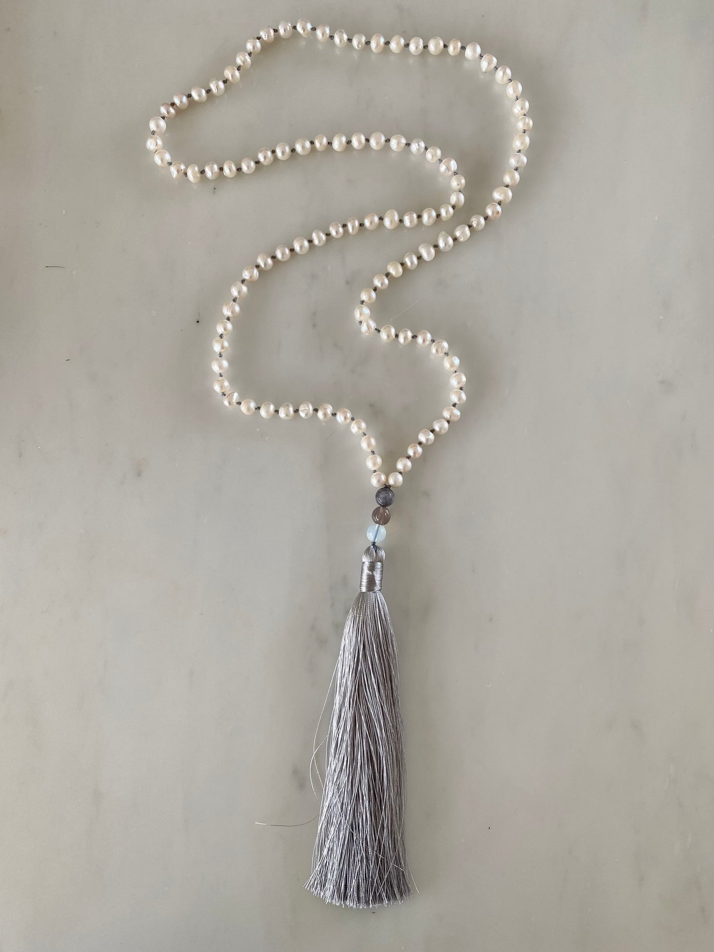 MOONLIGHT PEARLS SILK NECKLACE