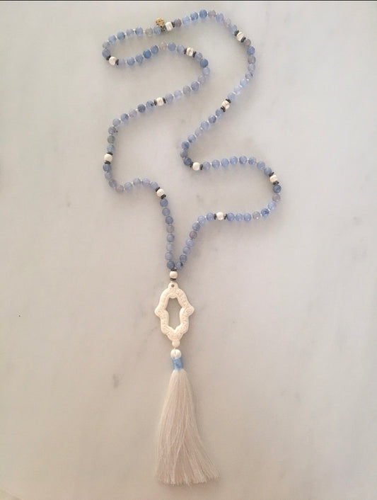 SKY AGATE PRAYER HAND NECKLACE