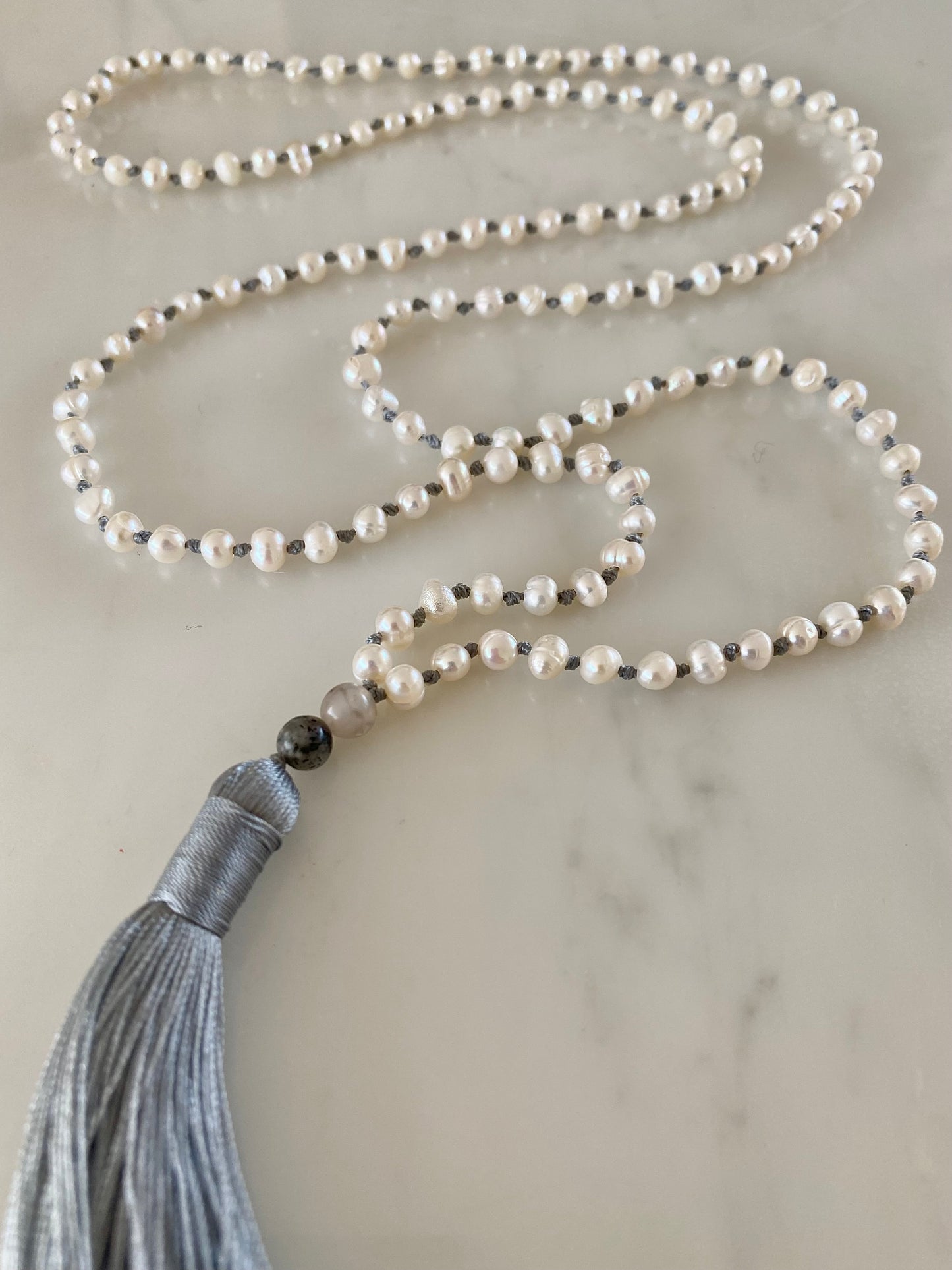 TRUTH WHITE PEARL SILK NECKLACE
